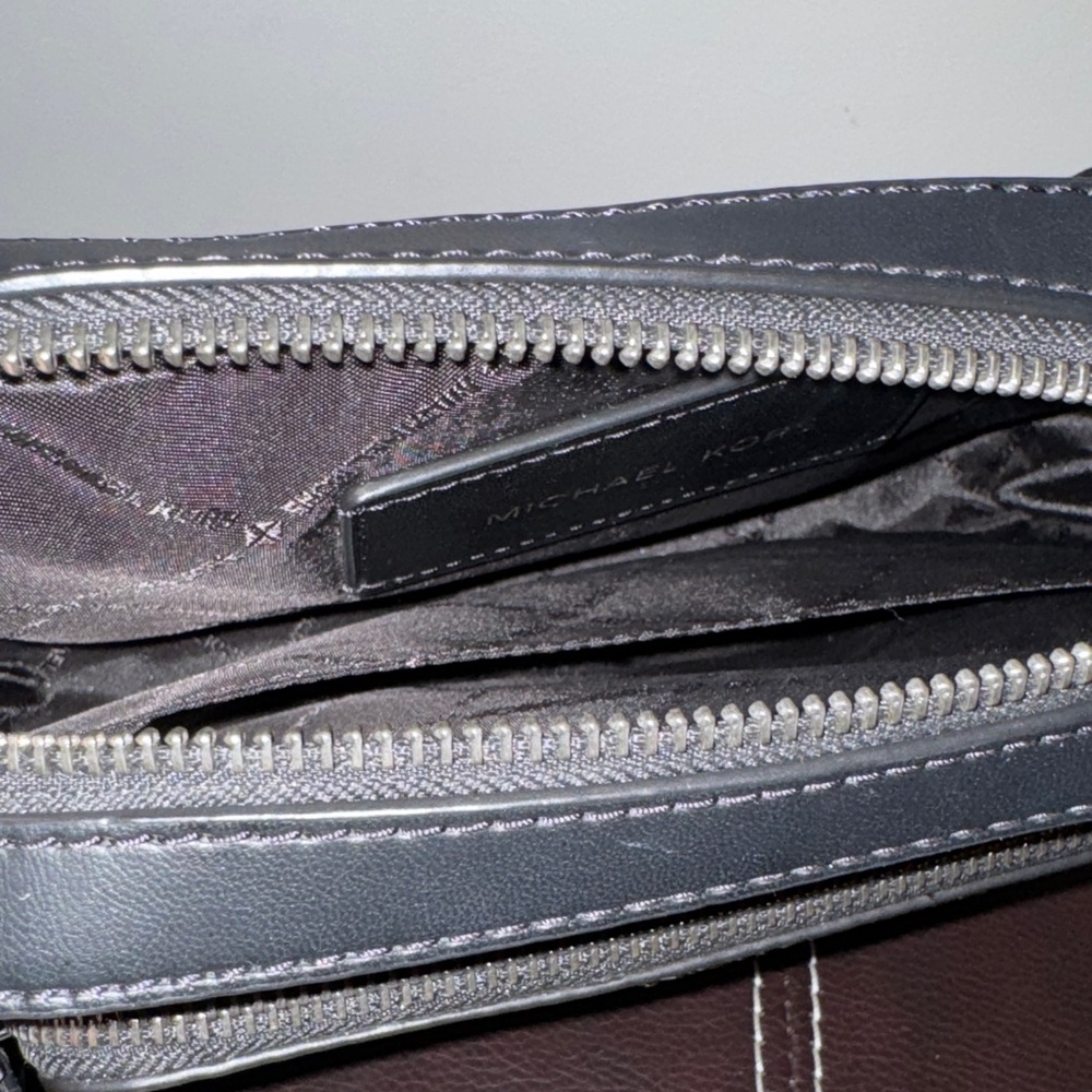 Michael Kors Black and Cream Crossbody Bag - Picture 3 of 3